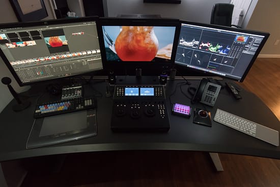 Joey's home color correction suite, with the Mini panel.
